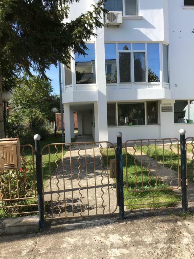 ホテル Milena'S House ブルガス エクステリア 写真